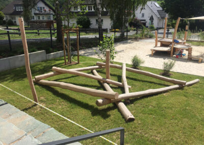 Balanciergerät aus Holz